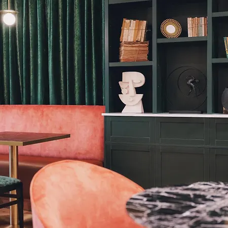 Maison Vignon Hotel 4*